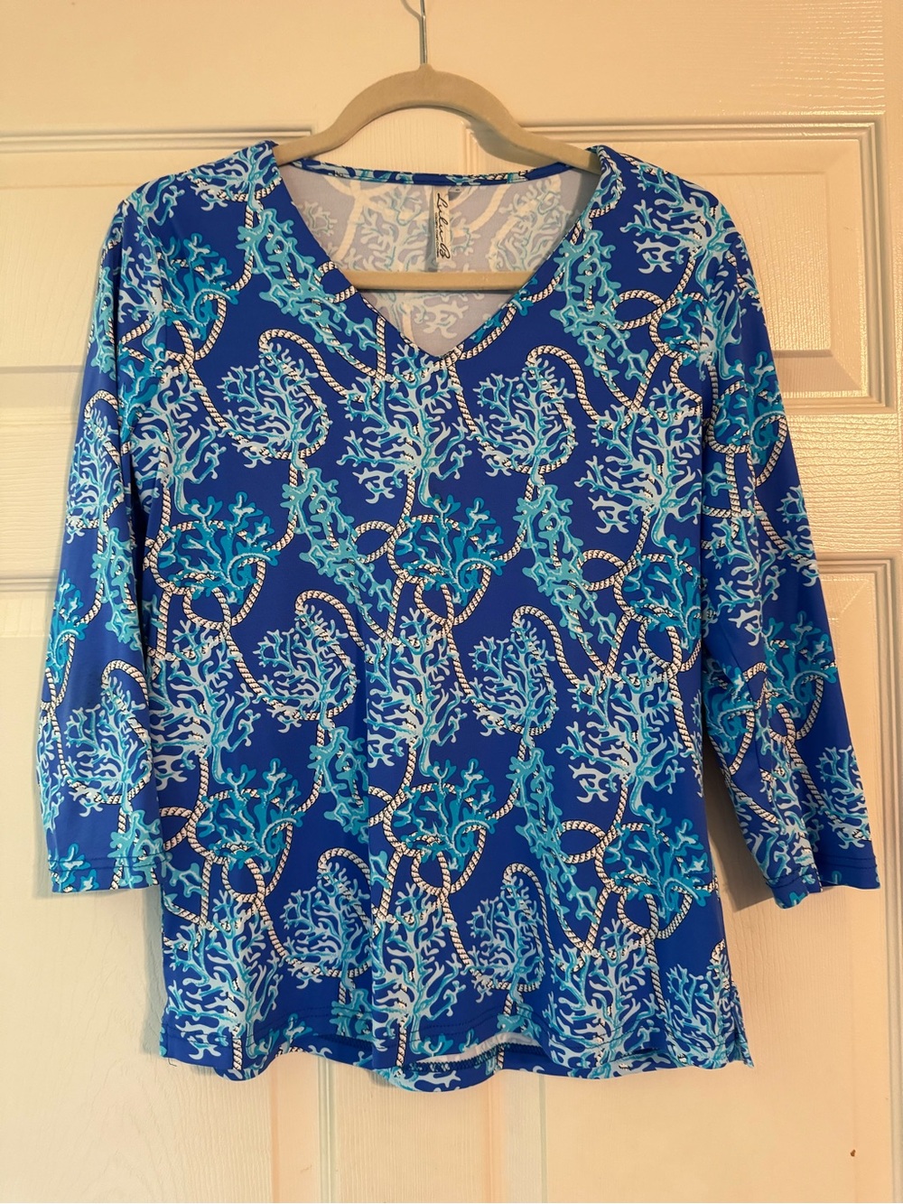 Lulu-B Royal Blue & Aqua Coral-Print V-Neck Long Sleeve Top